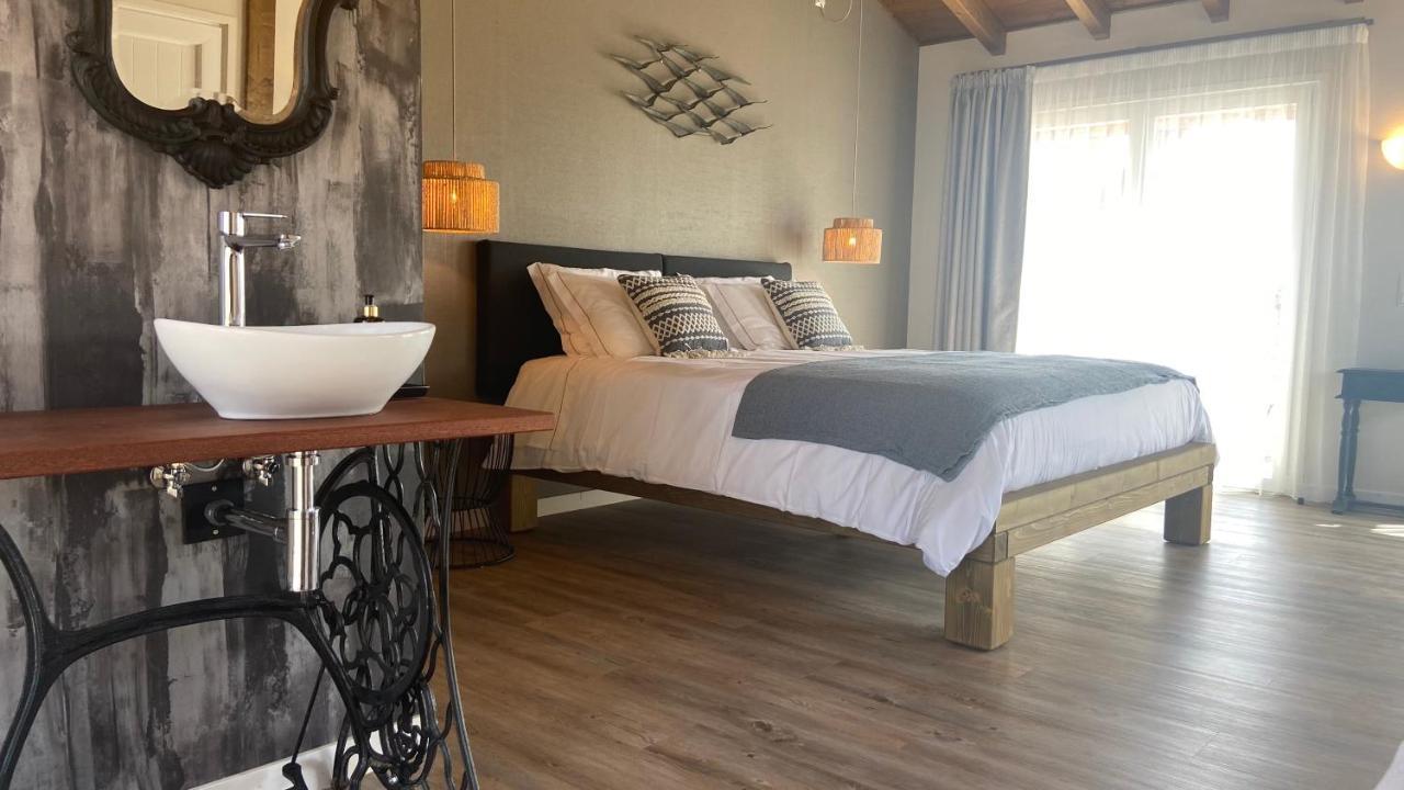 Sussurros Do Monte Bed & Breakfast Aljezur Dış mekan fotoğraf
